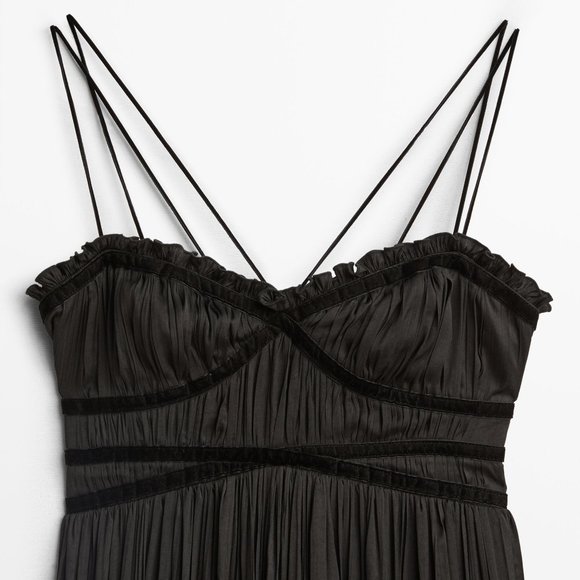 Massimo Dutti black Long pleated Spaghetti Straps Sleeveless dress - Picture 5 of 11